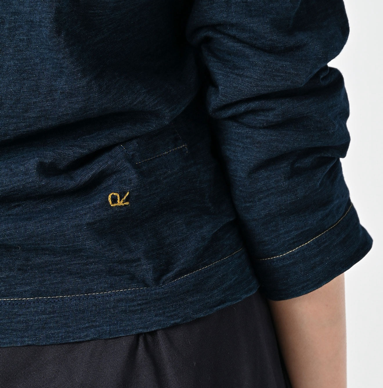 45R 靛藍刺繡長袖tee
