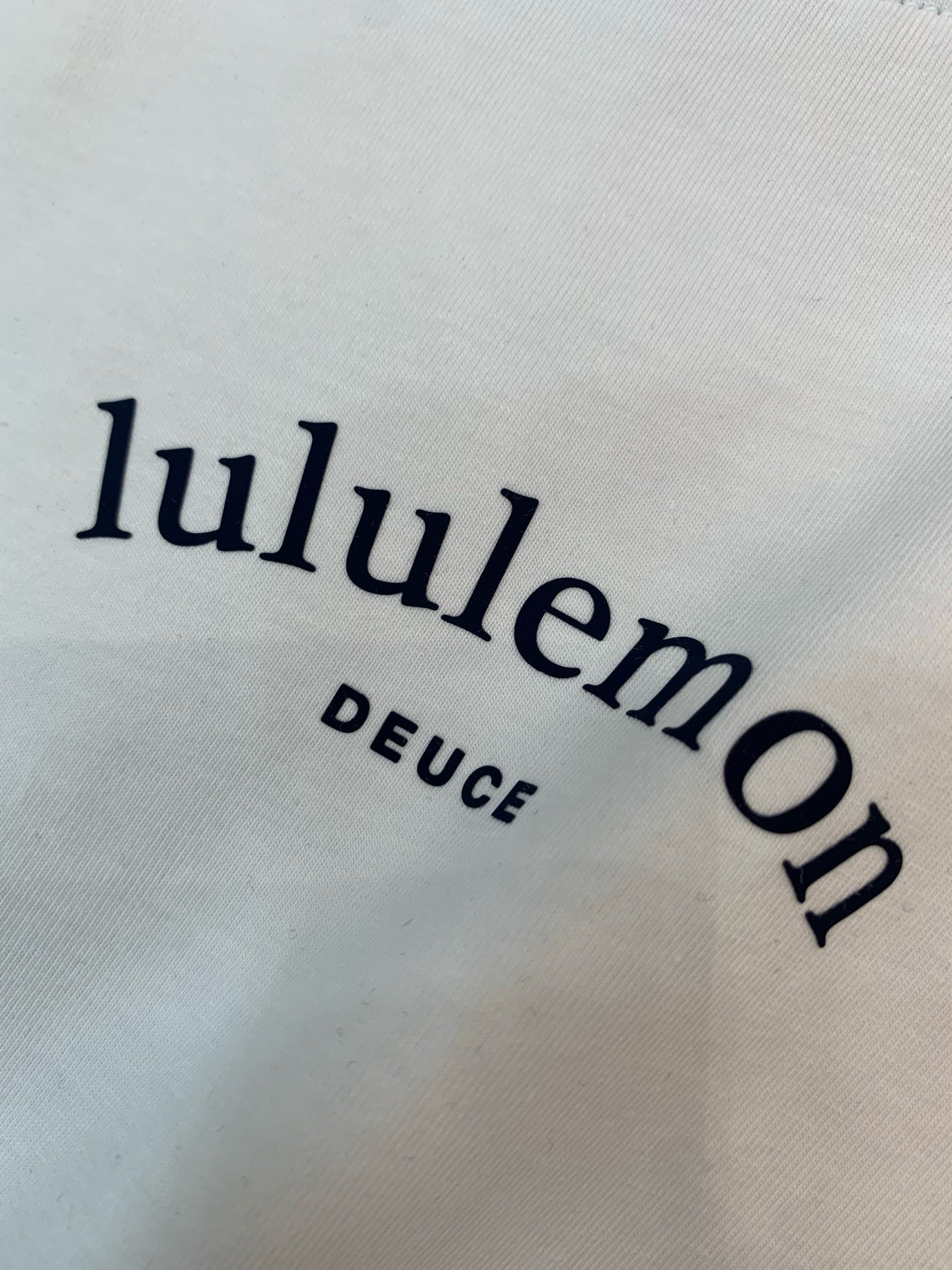 Lululemon 撞色tee