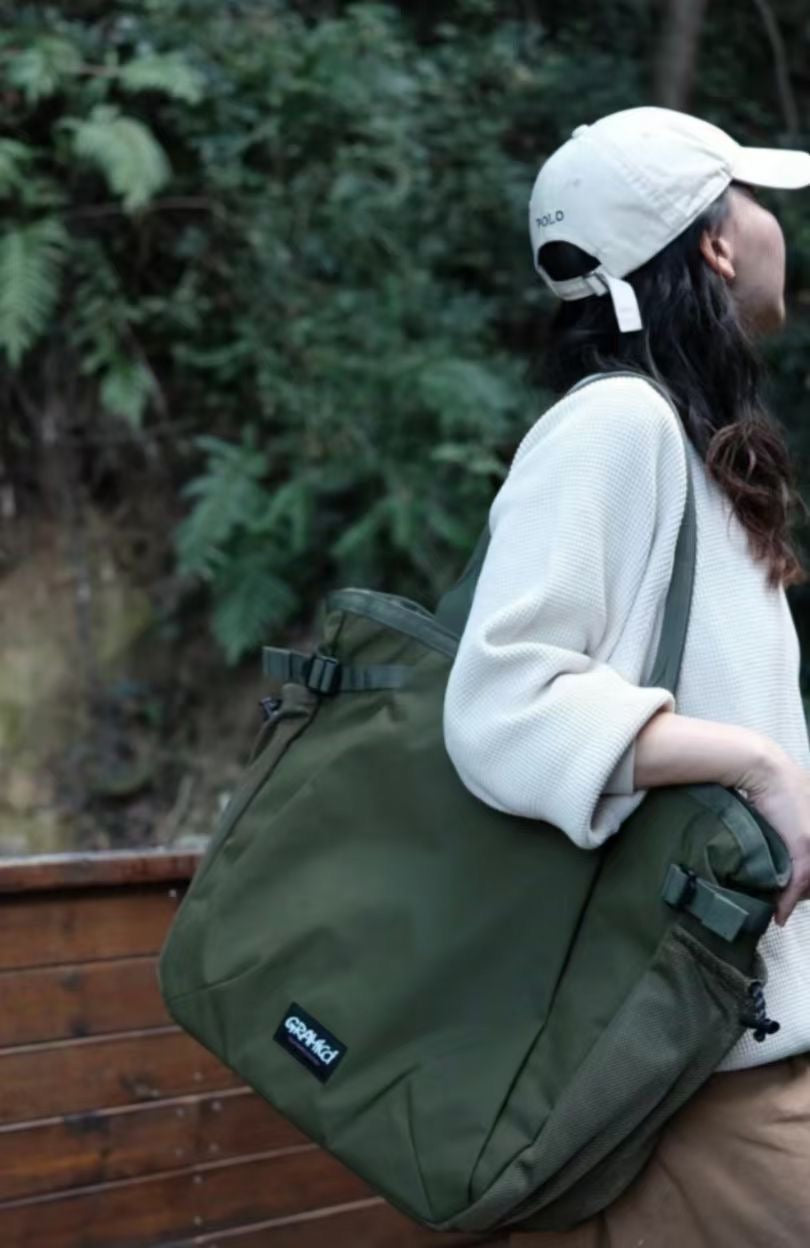 Gramicci tote bag