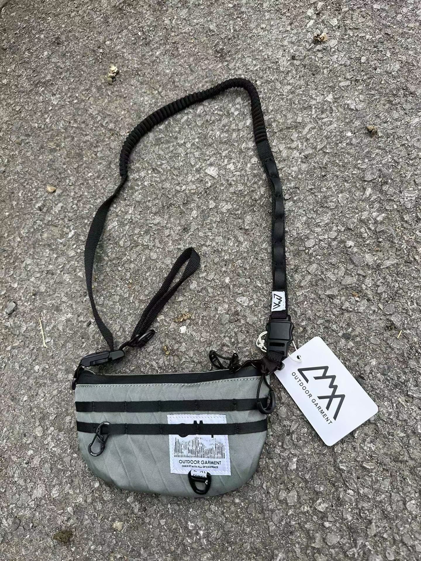 CMP outdoor garment 斜咩袋