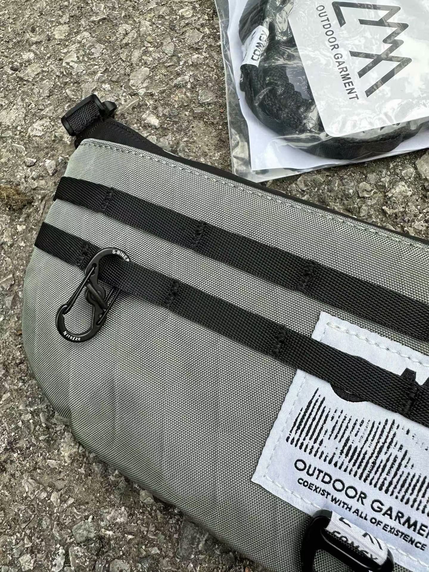 CMP outdoor garment 斜咩袋