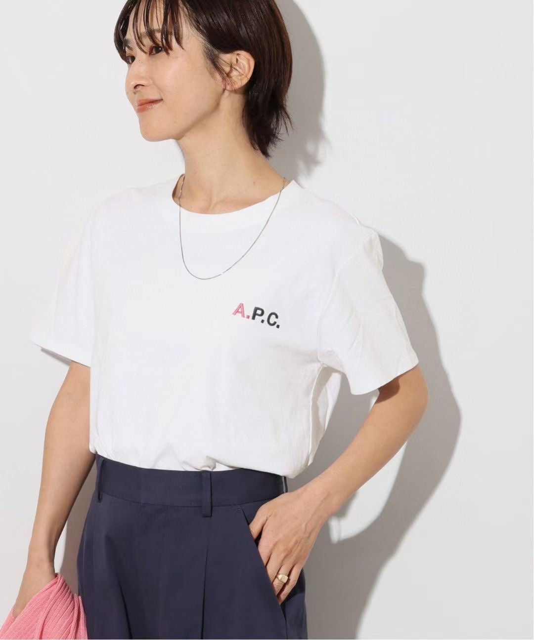 A.P.C 彩色刺繡logo tee