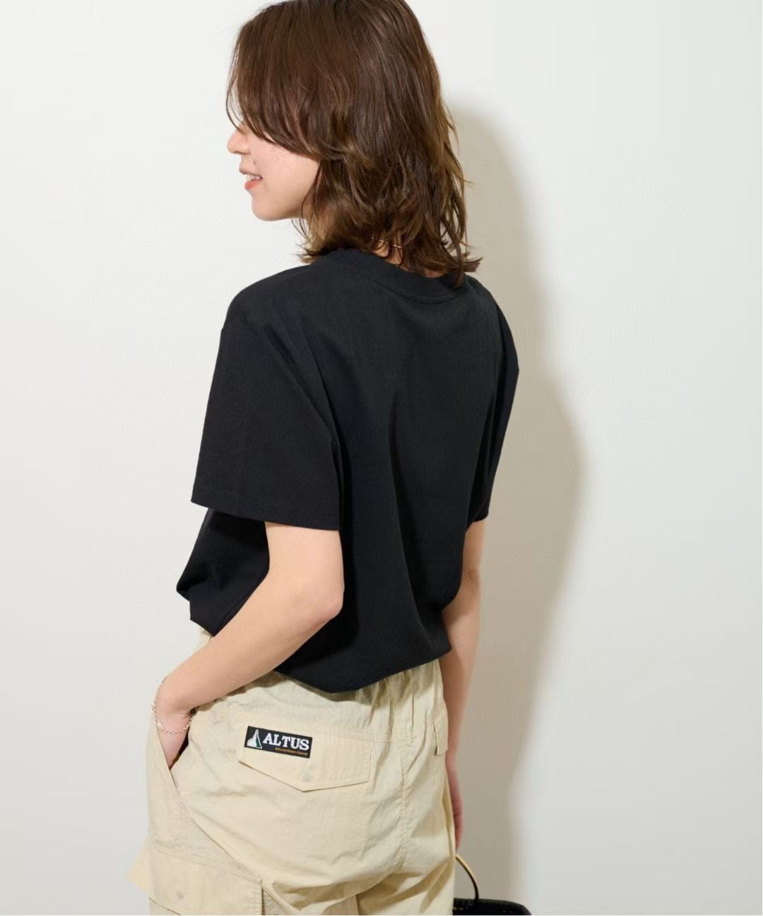 A.P.C 彩色刺繡logo tee