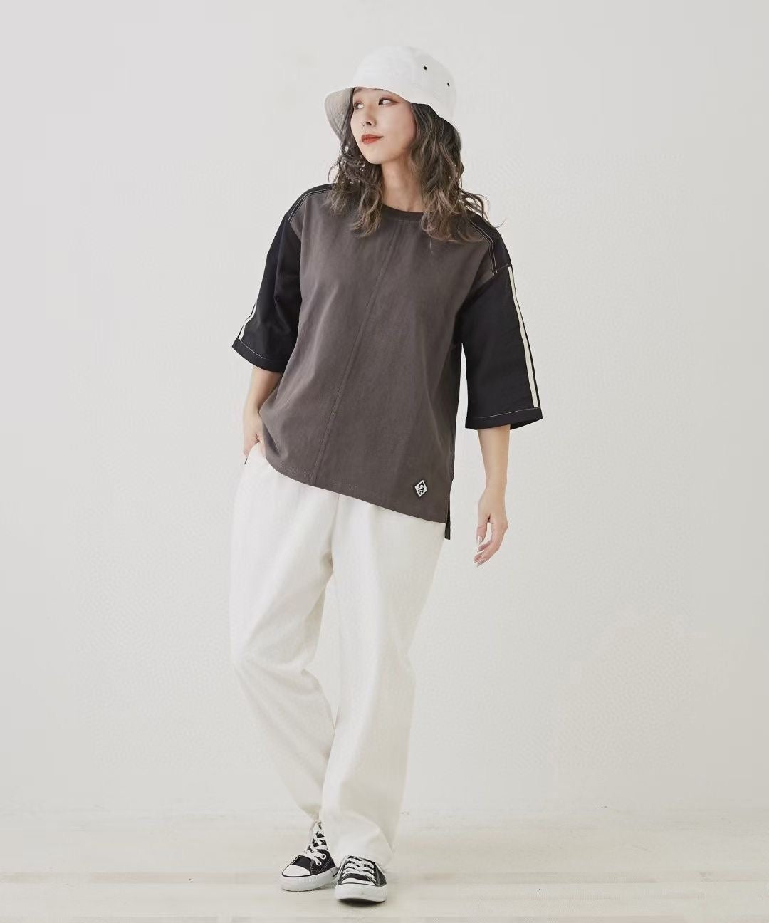 Cube sugar撞色tee