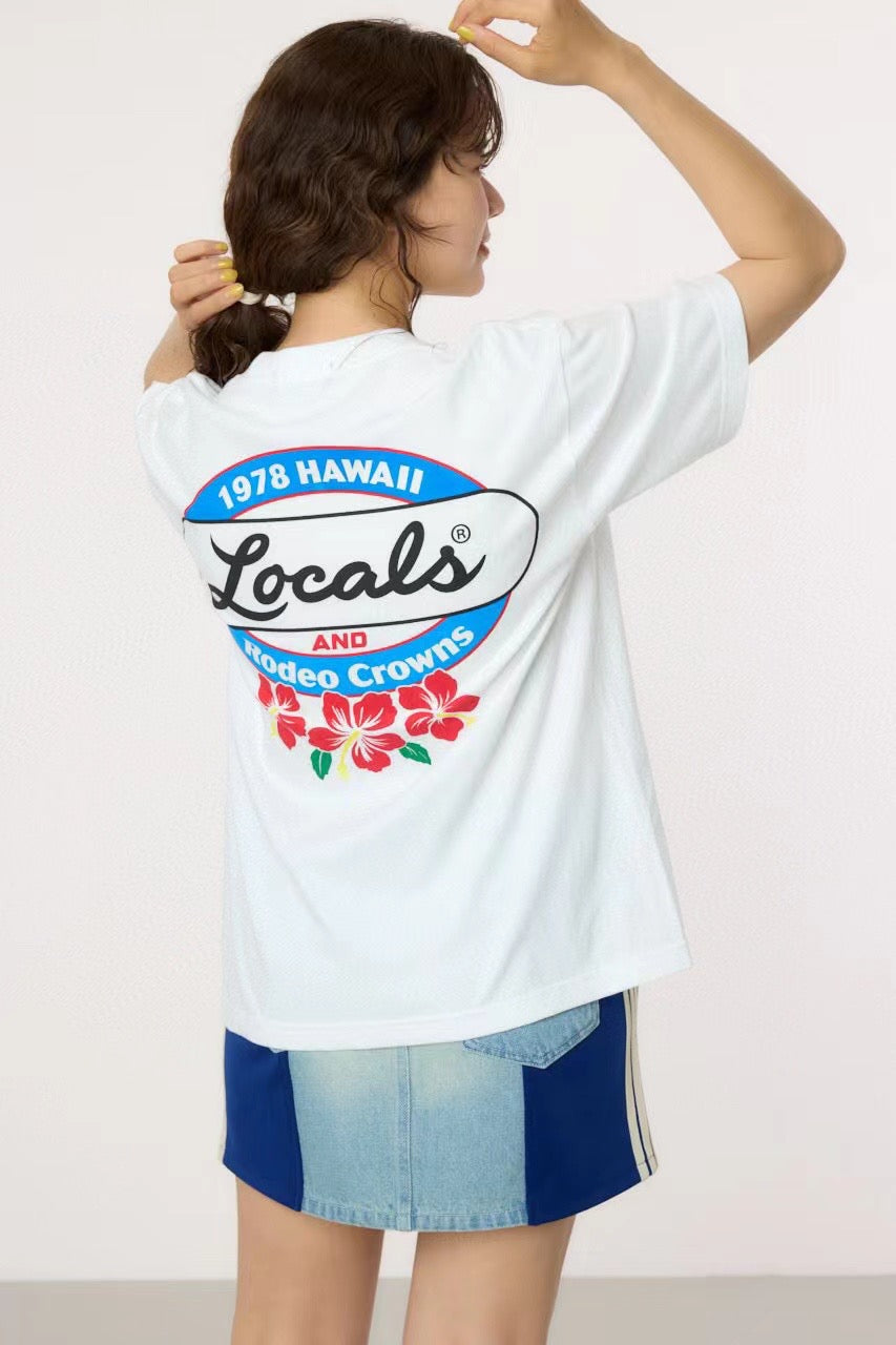Rodeo crowns 花朵字母 tee