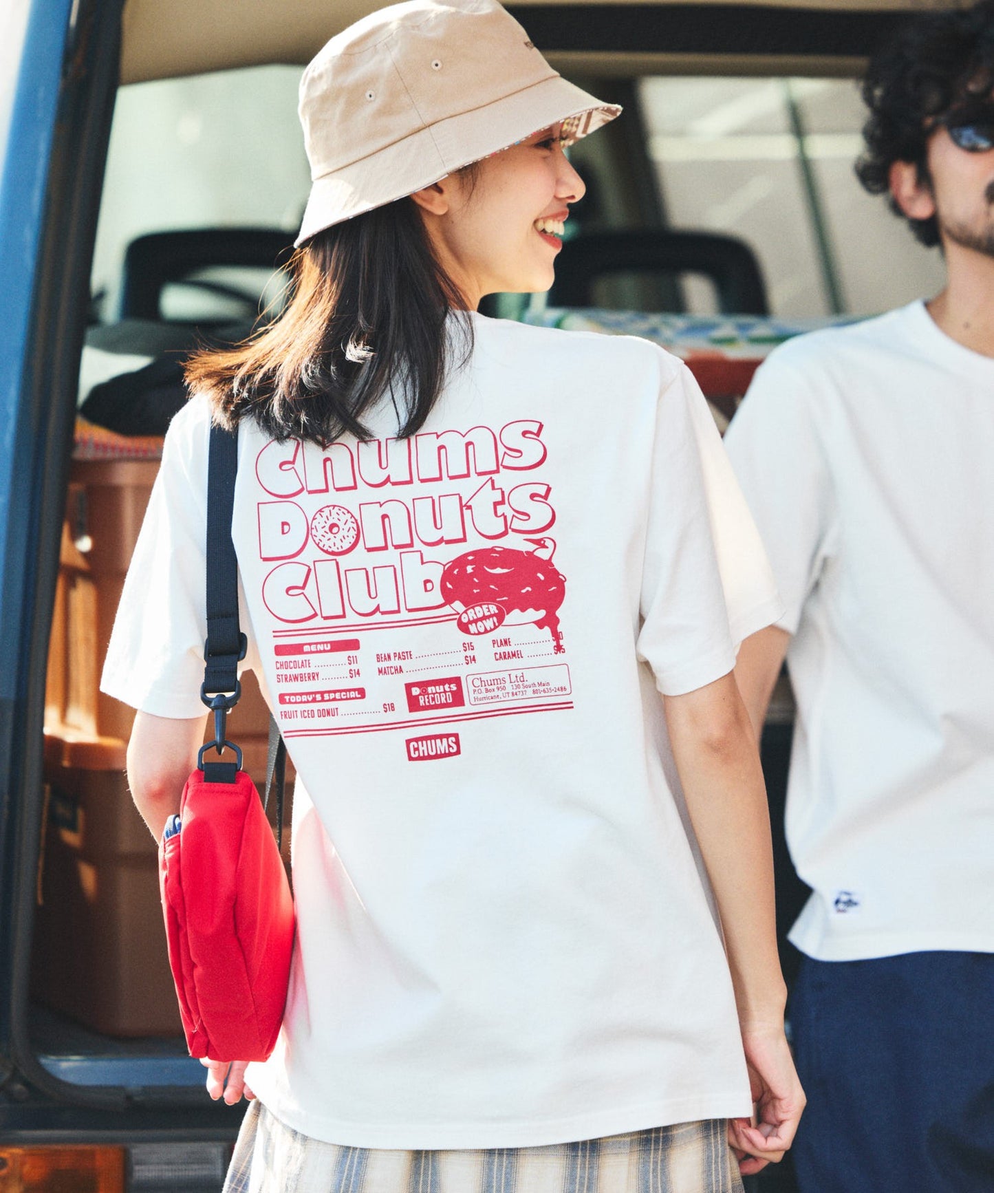 Chums donut tee