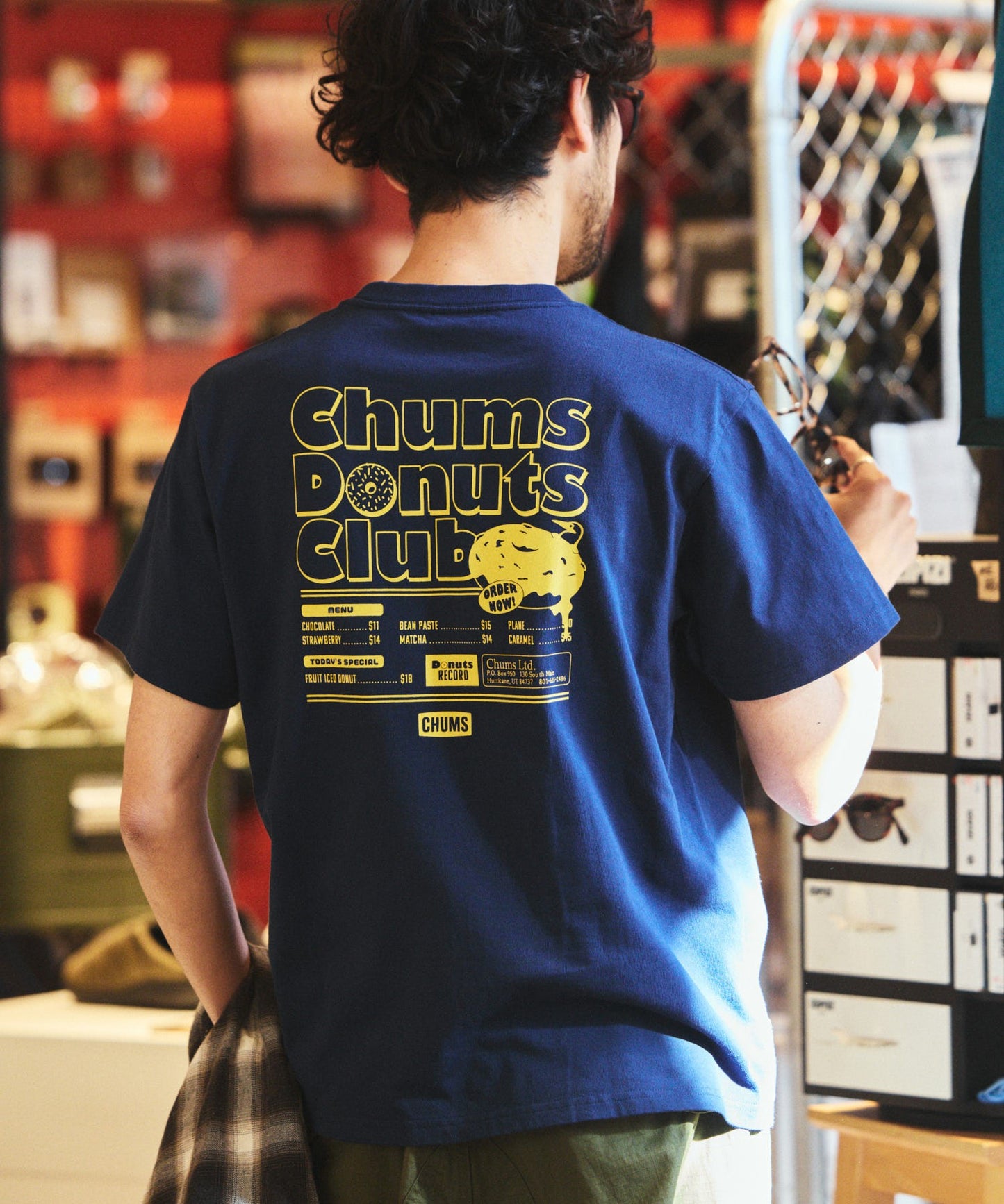 Chums donut tee
