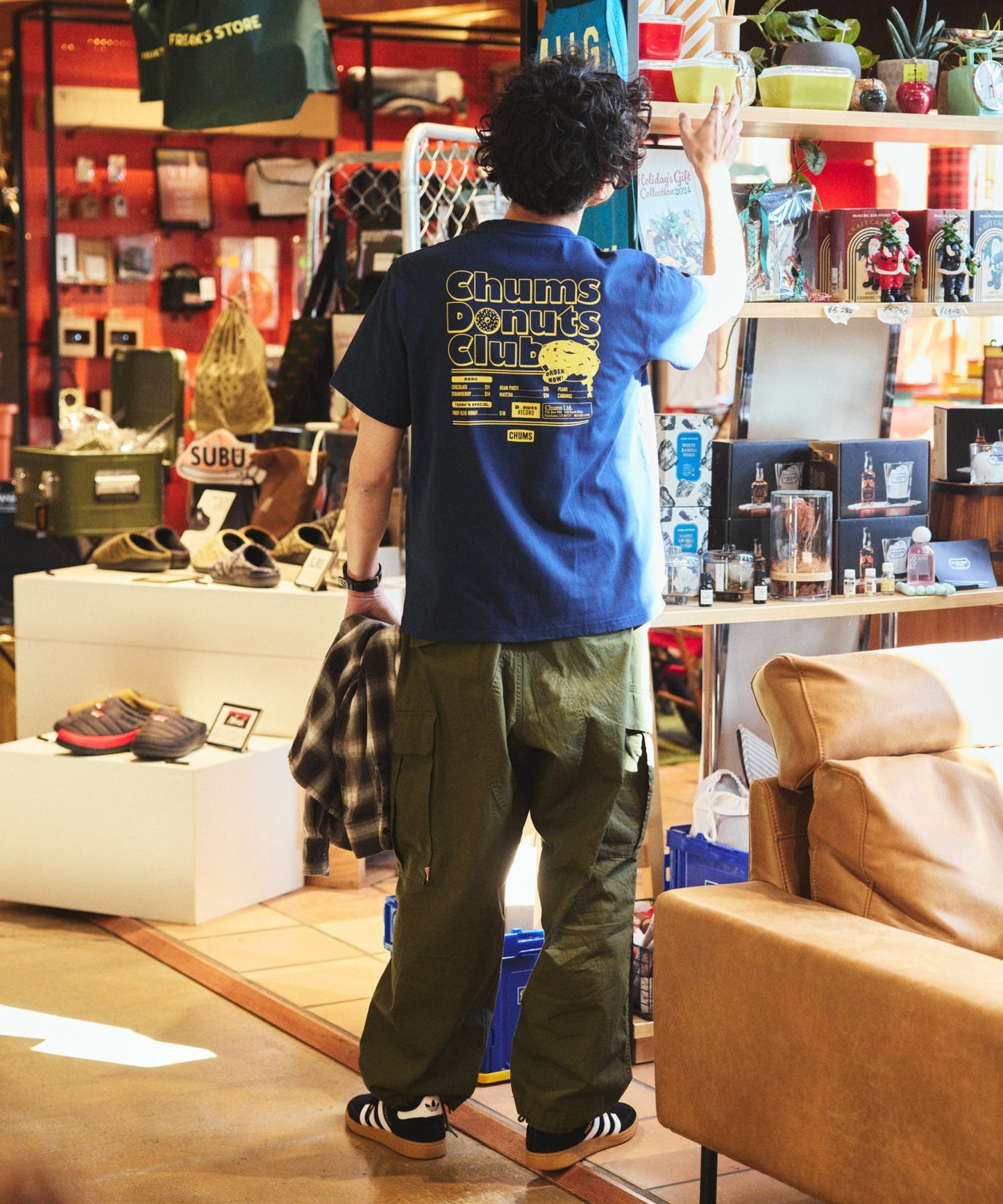 Chums donut tee