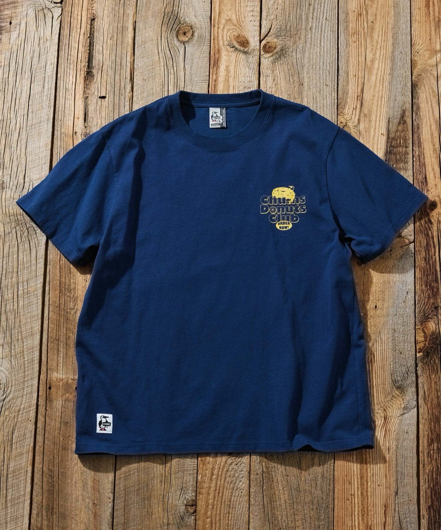 Chums donut tee