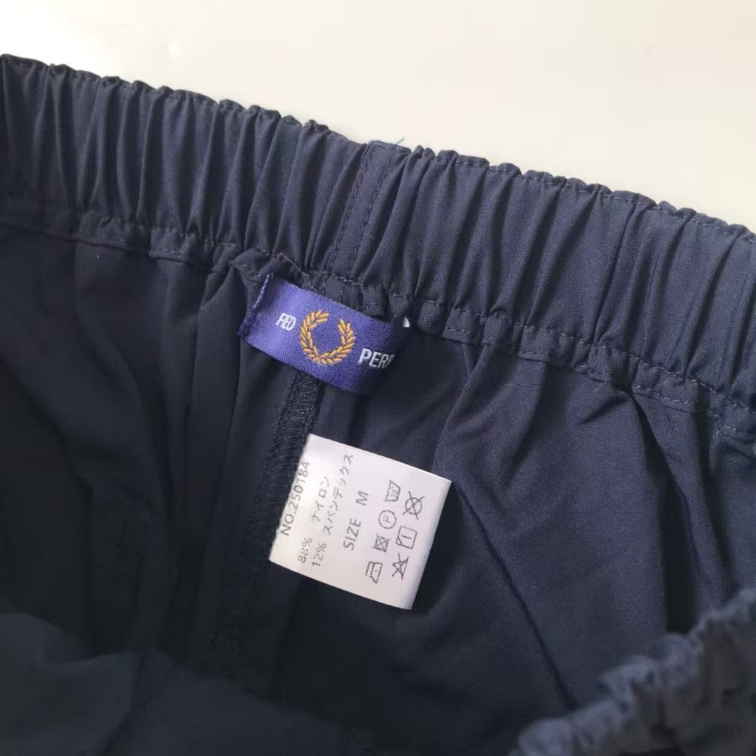 Free Perry刺繡短褲