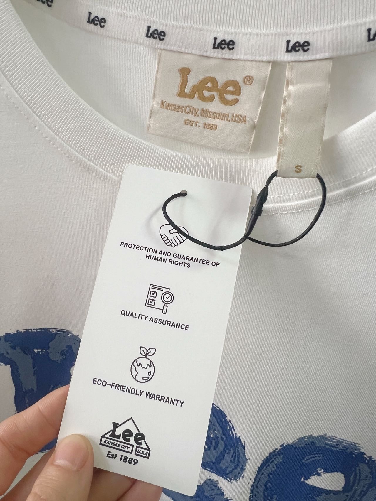 Lee logo tee