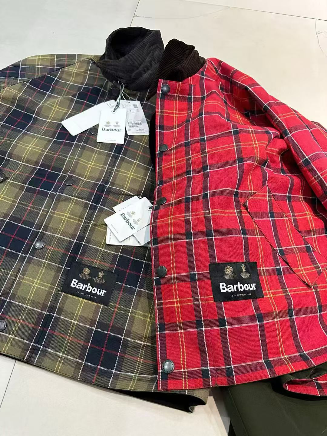 Barbour雙面格仔外套