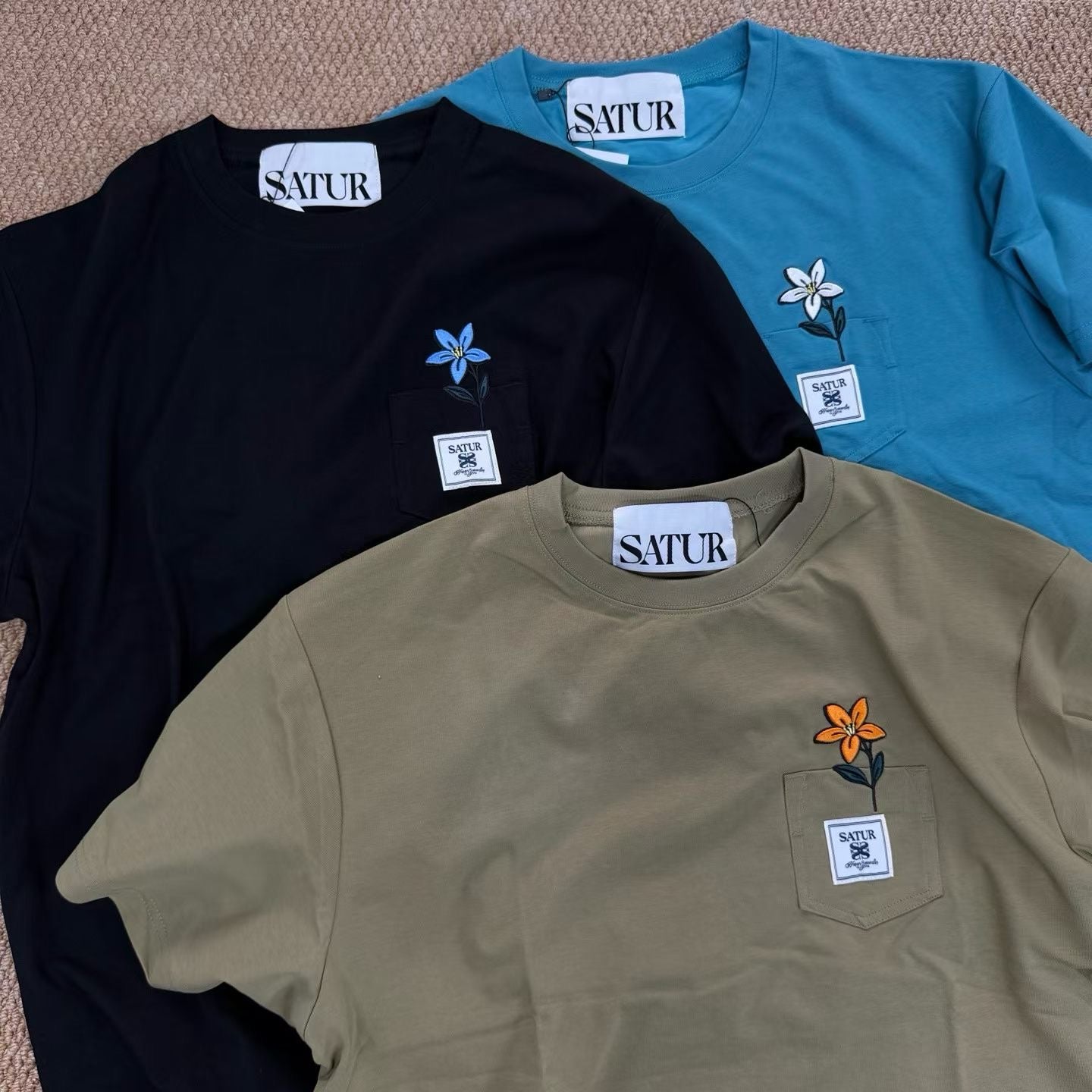 Satur 刺繡pocket tee