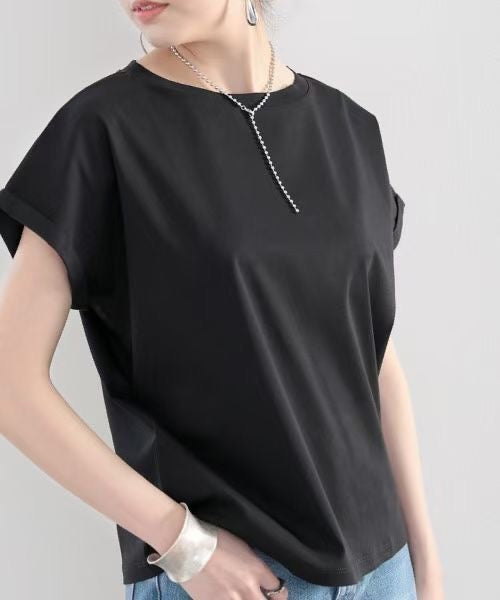 日單淨色tee