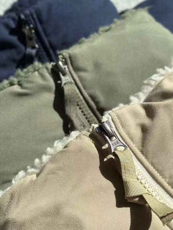 TNF 羊羔外套