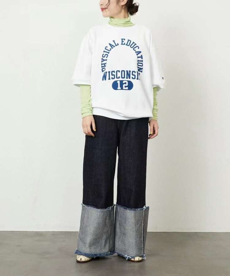 Champion 字母數字tee