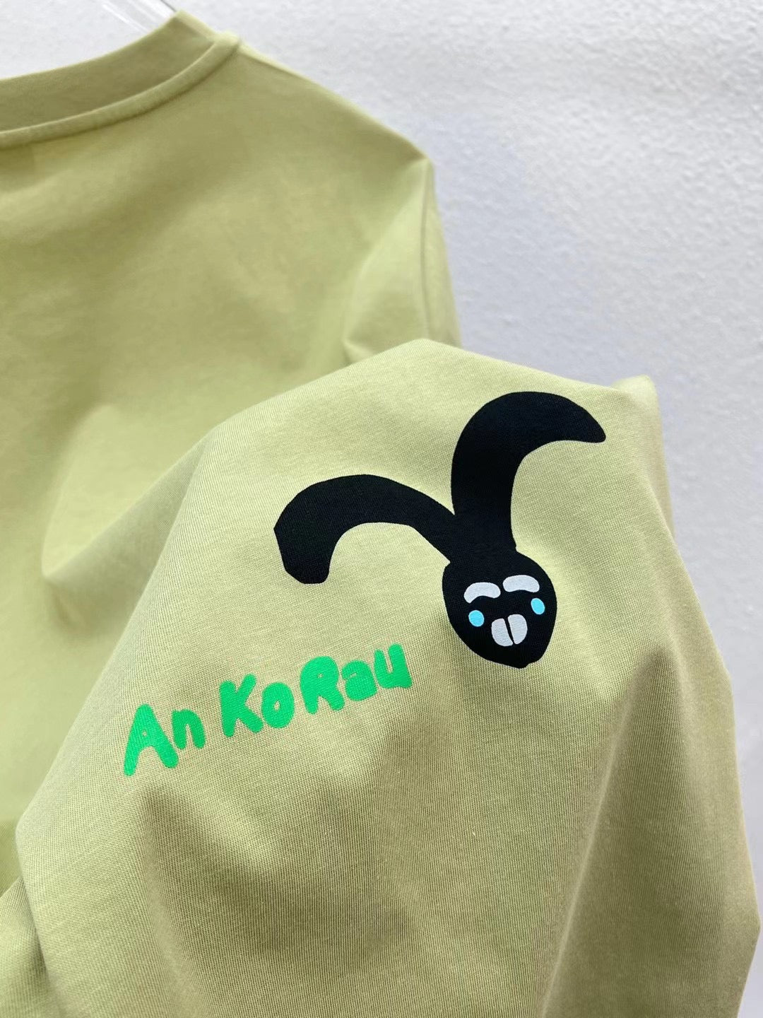 An Ko Rau rabbit tee