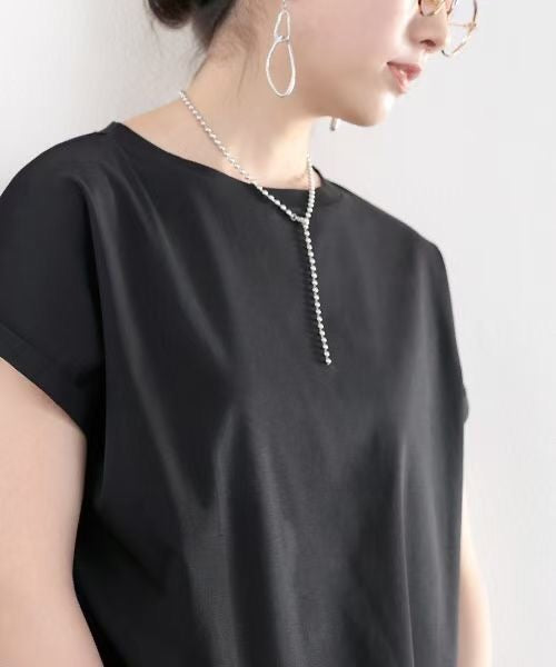 日單淨色tee