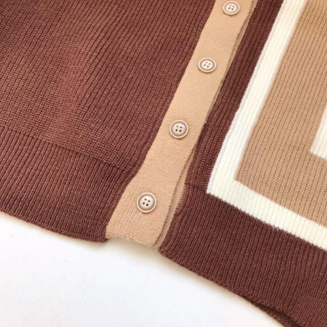 Nenet V sharp撞色cardigan