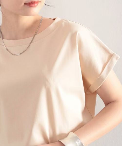 日單淨色tee