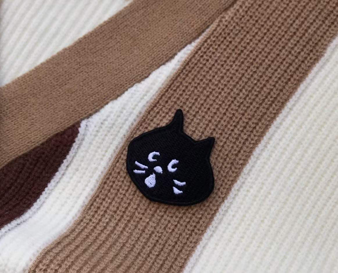 Nenet V sharp撞色cardigan