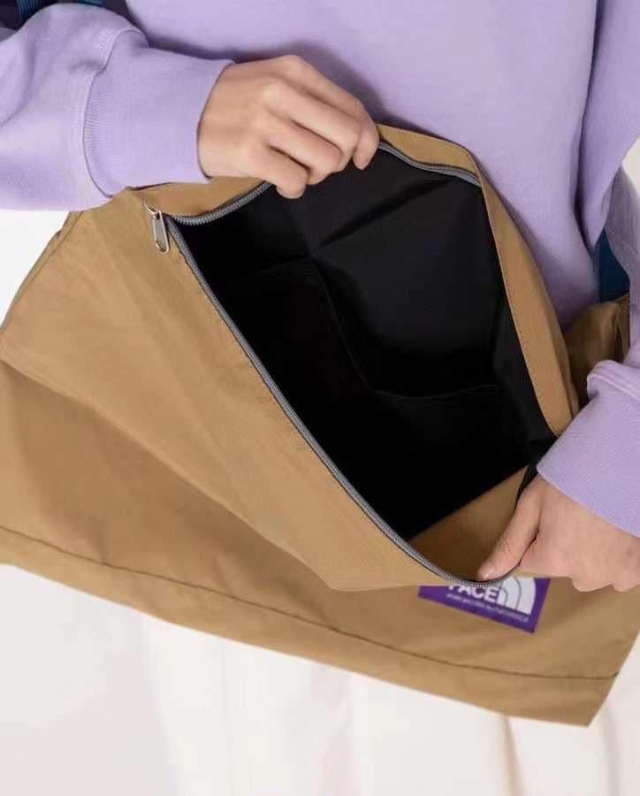 TNF 紫標shoulder bag