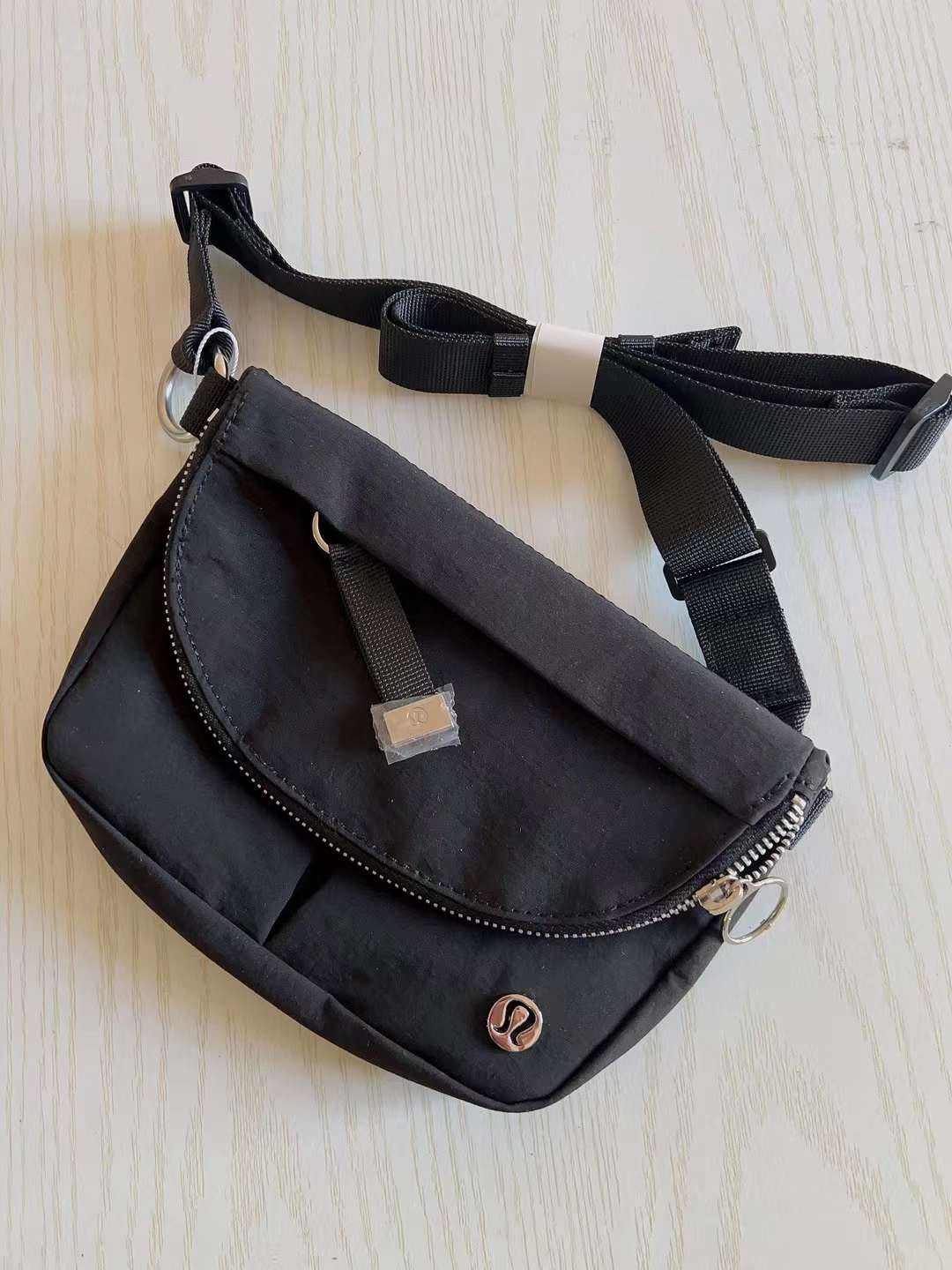 Lululemon 袋