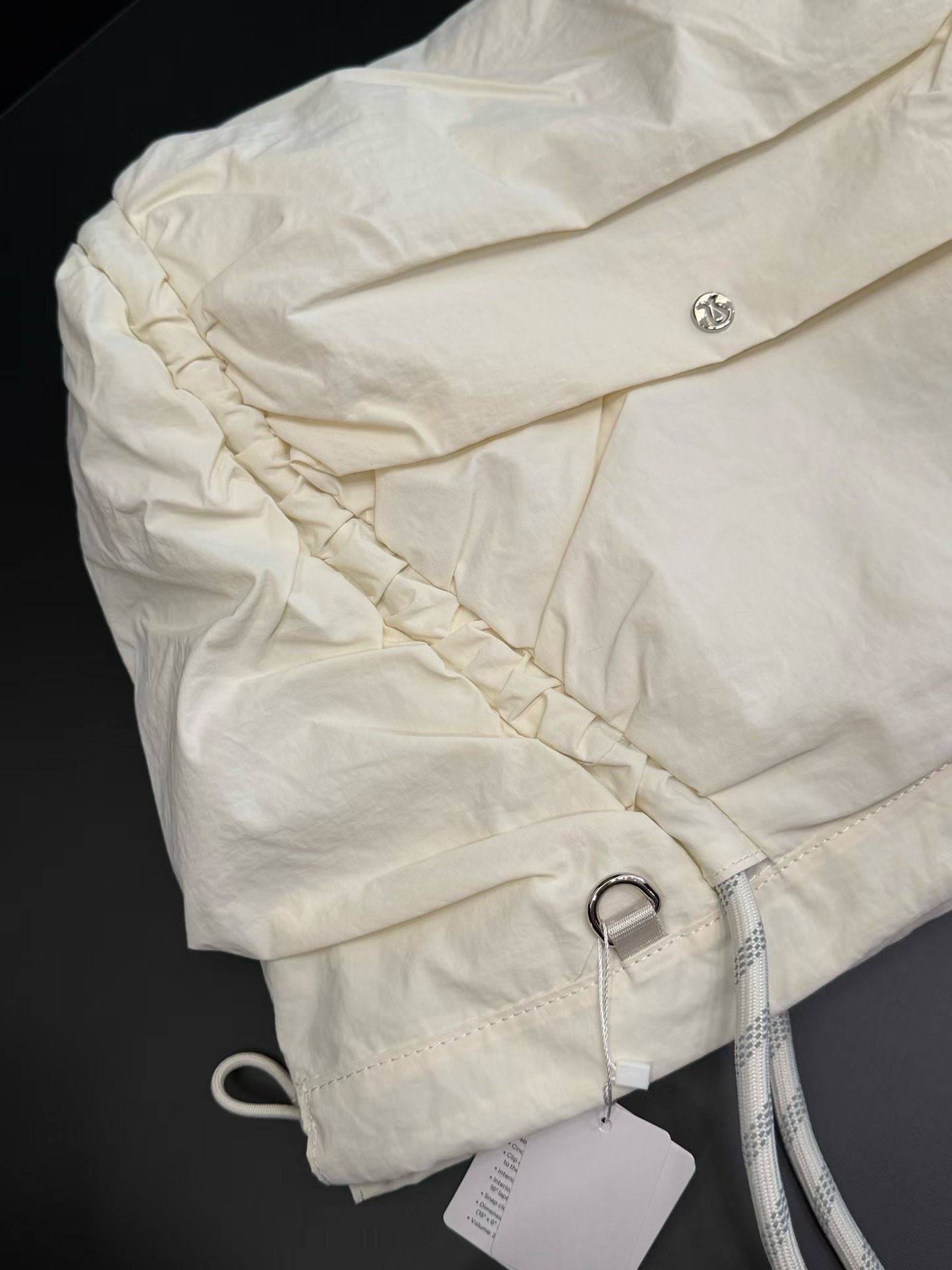 Lululemon tote bag