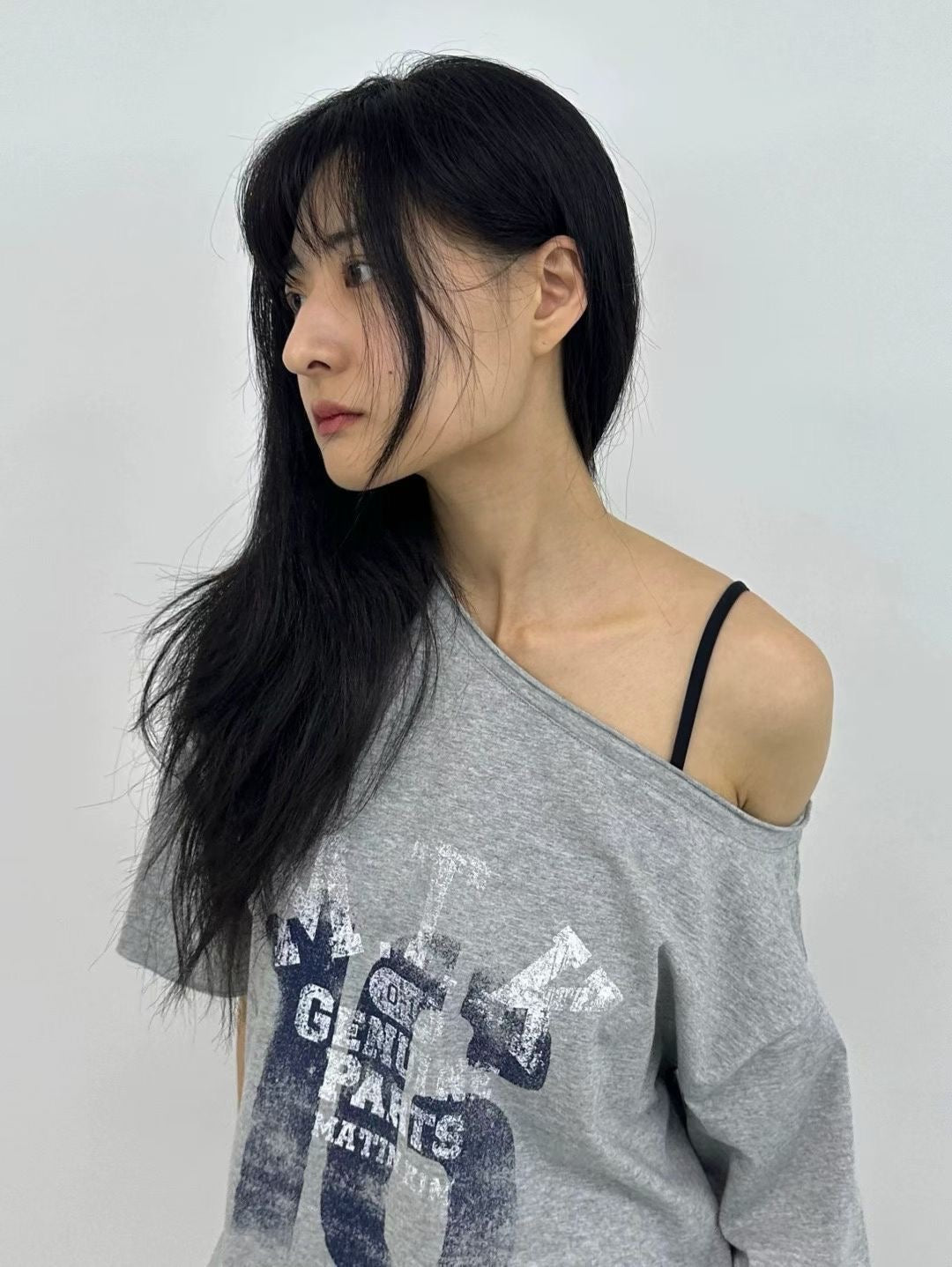 Matin Kim 露肩tee
