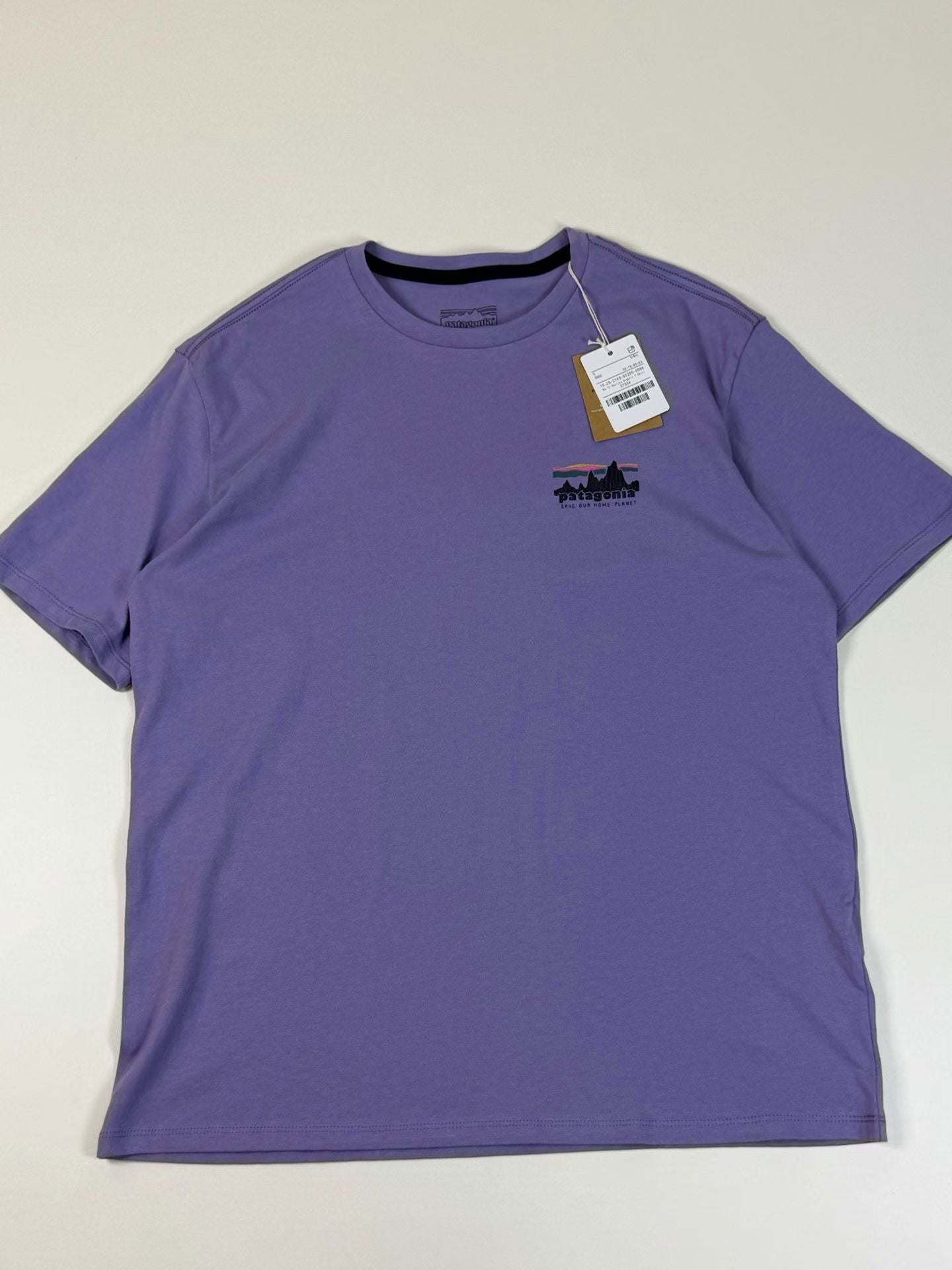 Patagonia pattern tee