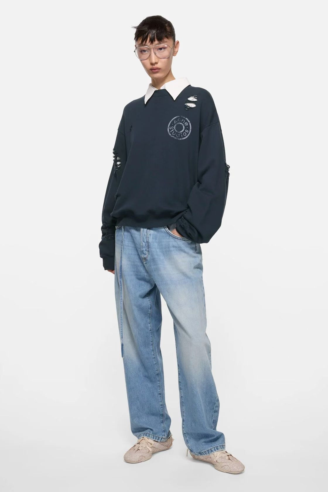 Acne studios 徽章破洞衛衣