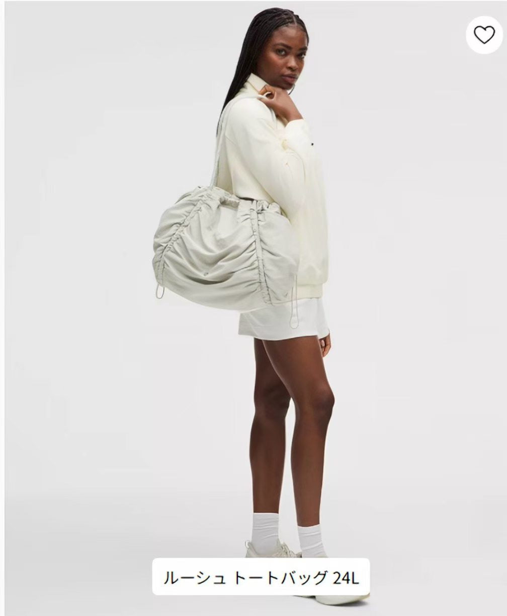 Lululemon tote bag