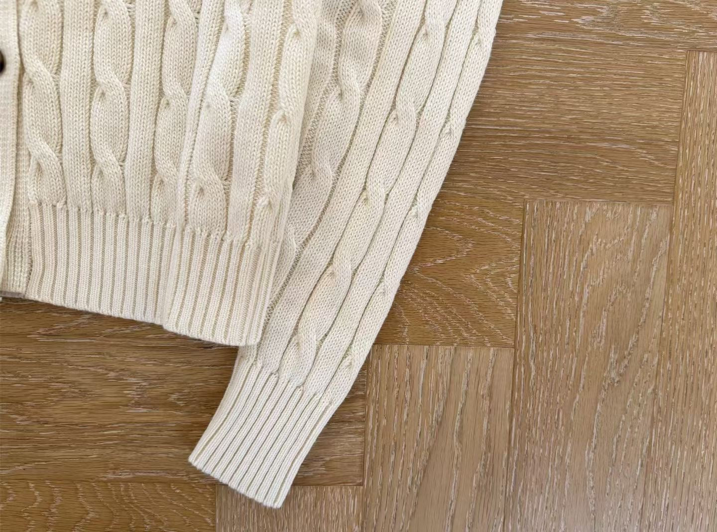 Polo 針織cardigan