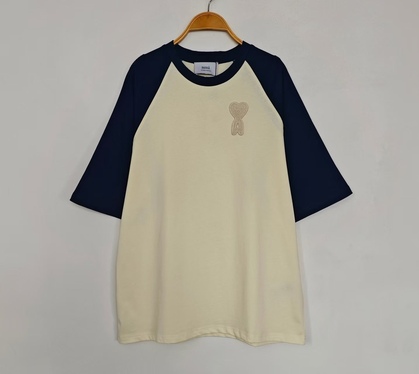 Ami 接拼tee