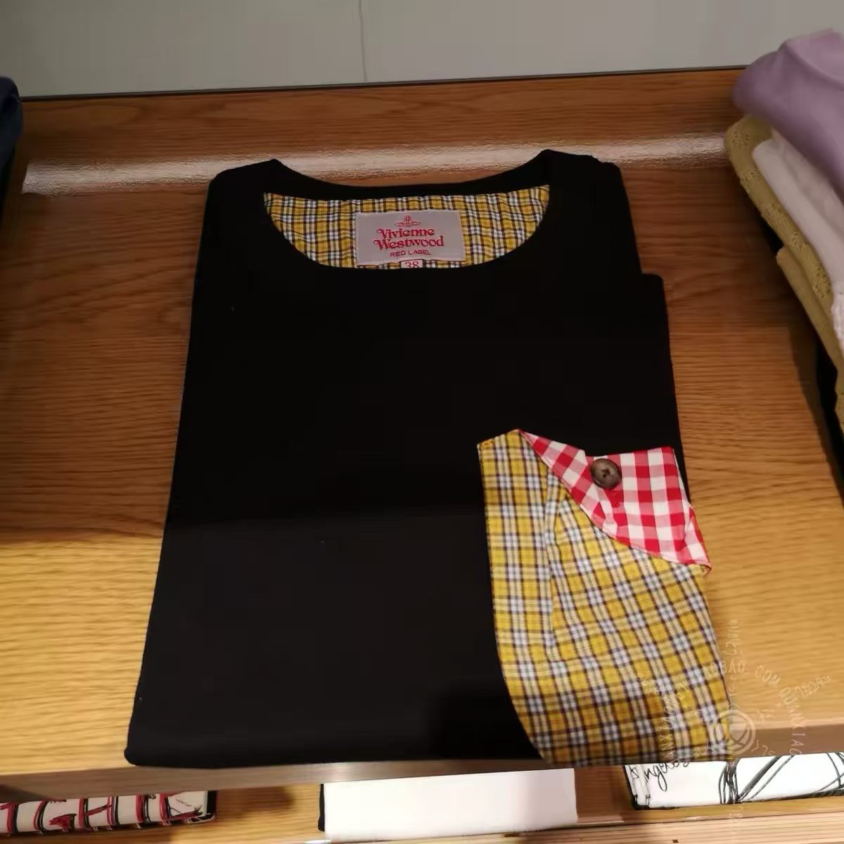 Vivienne Westwood pocket 格仔tee