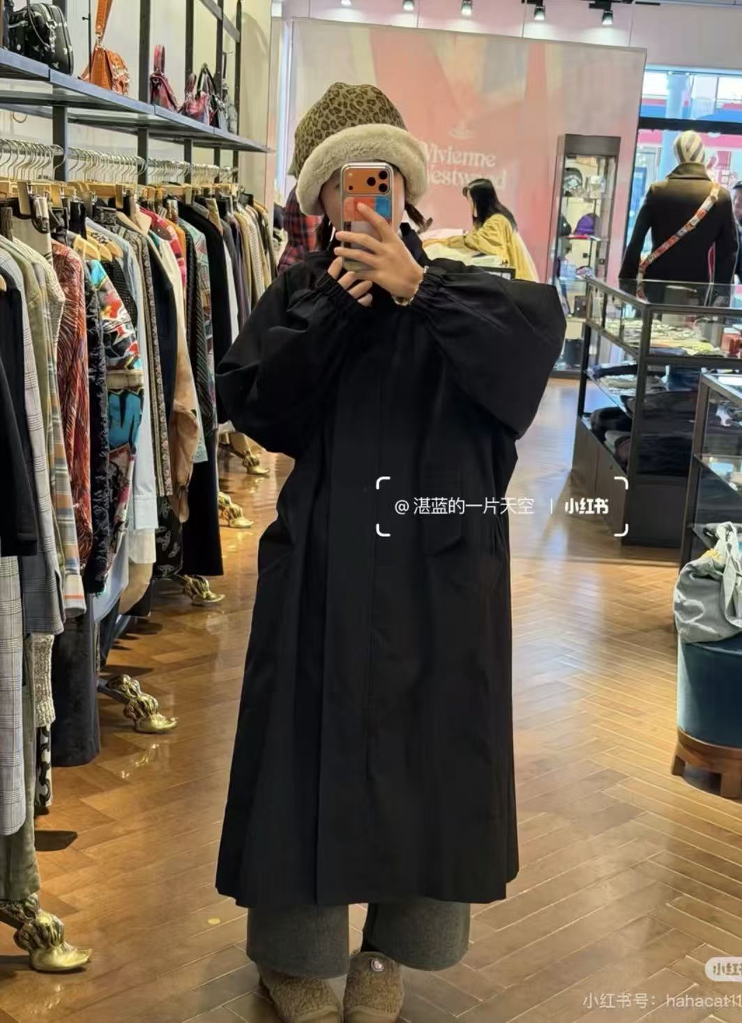 Vivienne Westwood 布貼長款風褸
