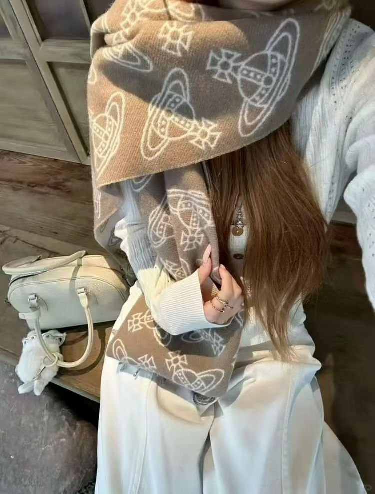 Vivienne Westwood提花雙面羊毛頸巾