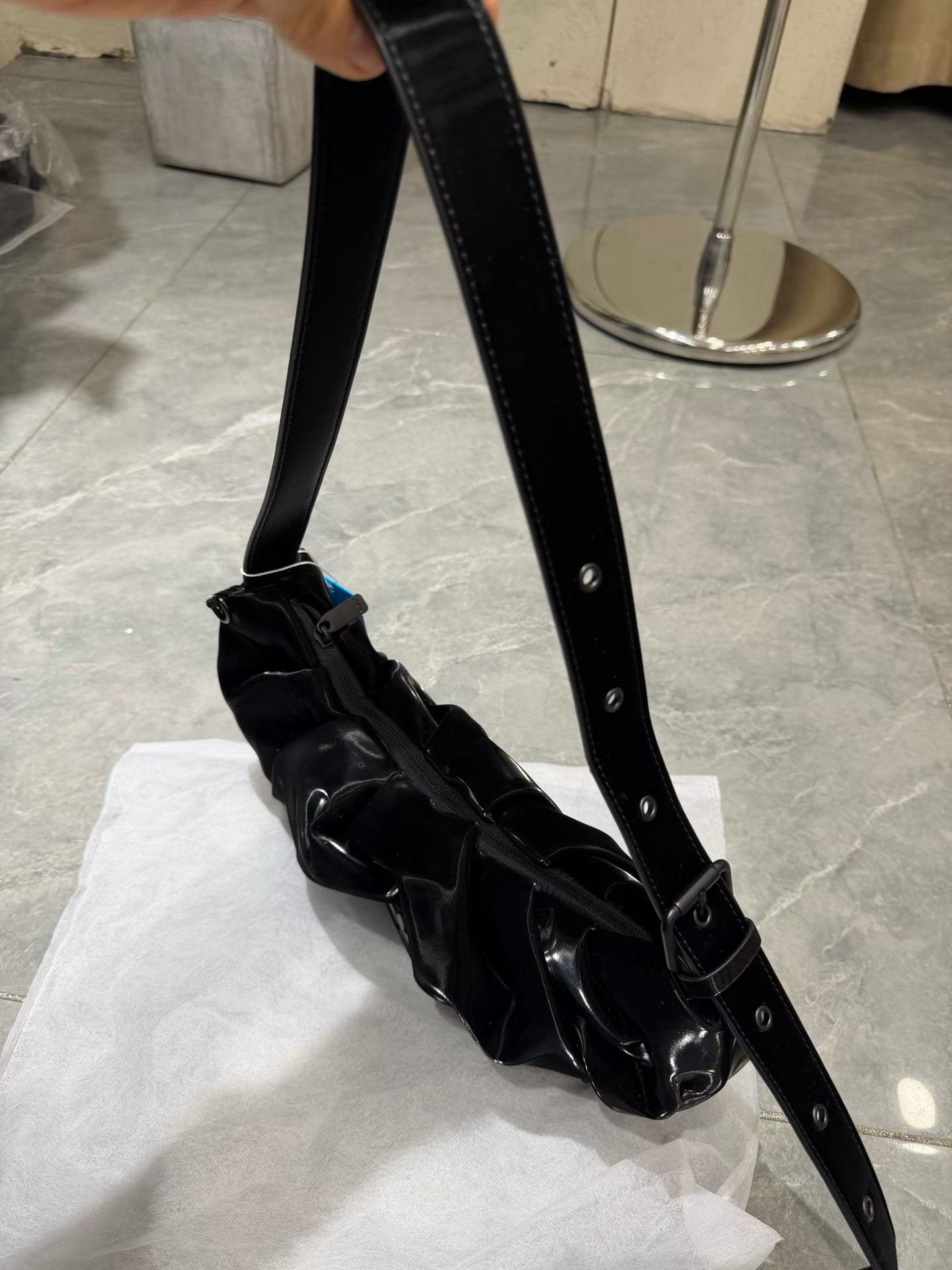 Adidas 雲朵袋