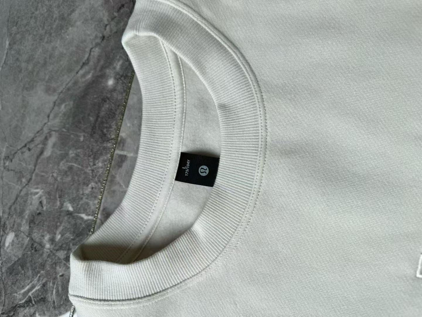 Lululemon 抓絨衛衣