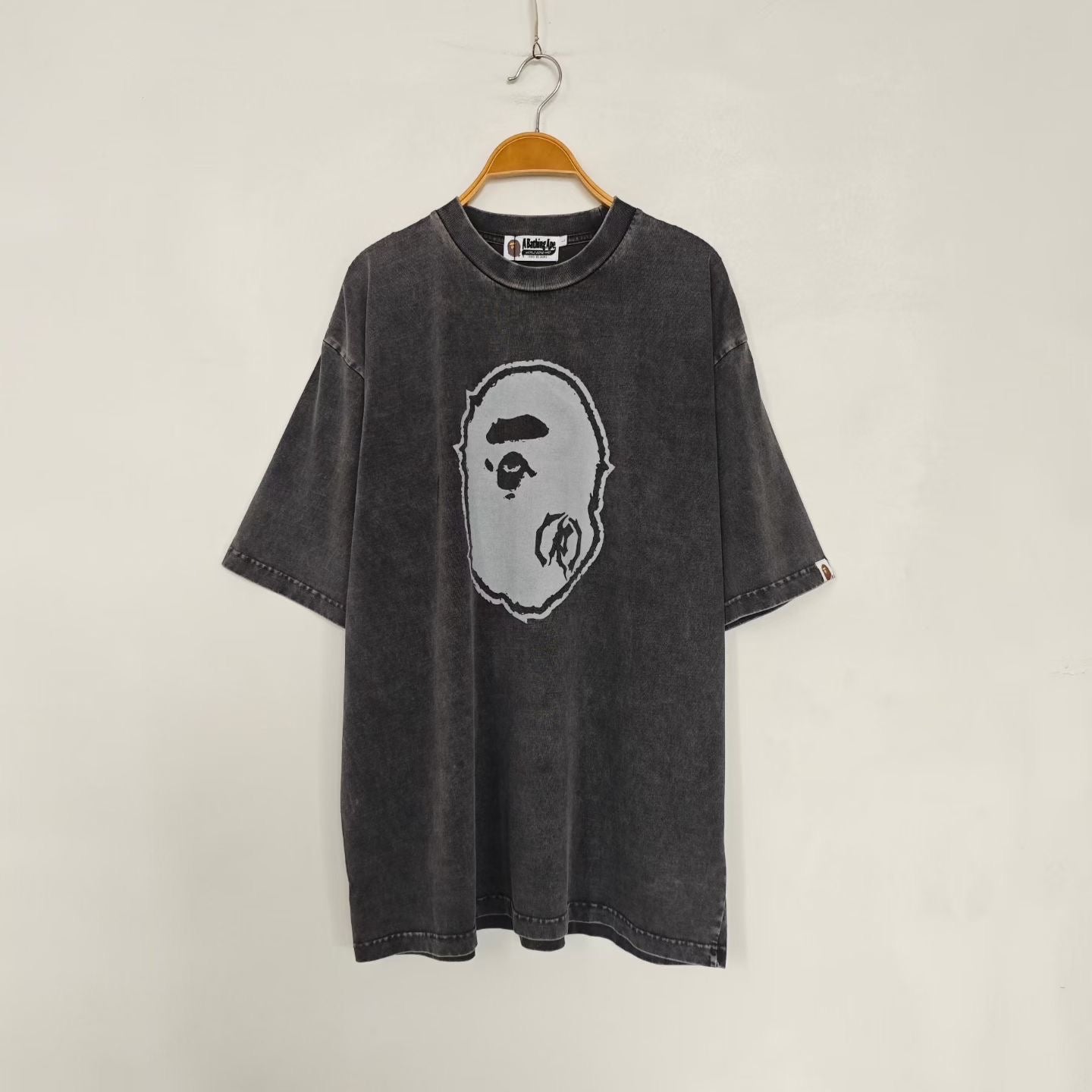 A bathing ape 洗水tee