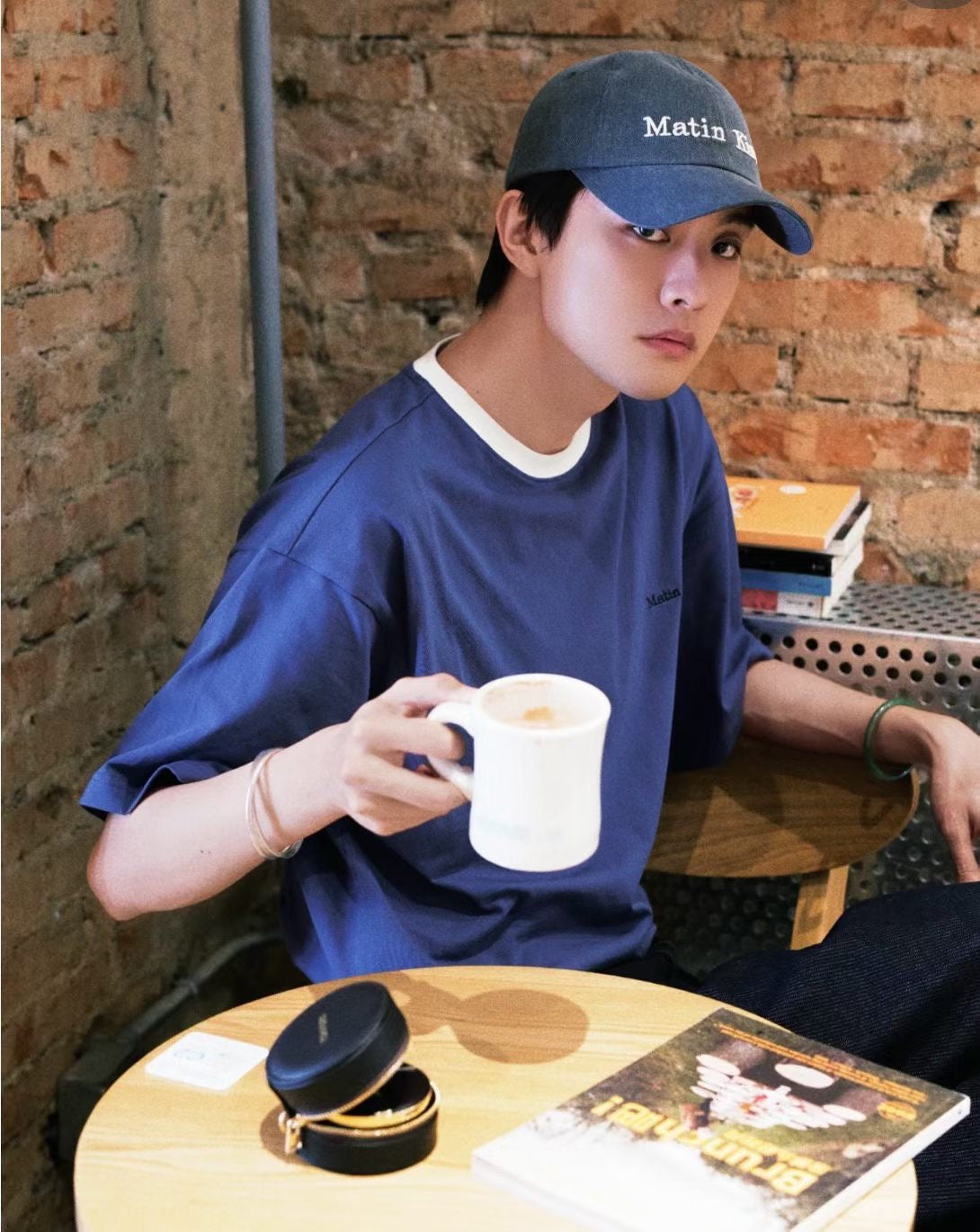 Matin Kim 撞色tee