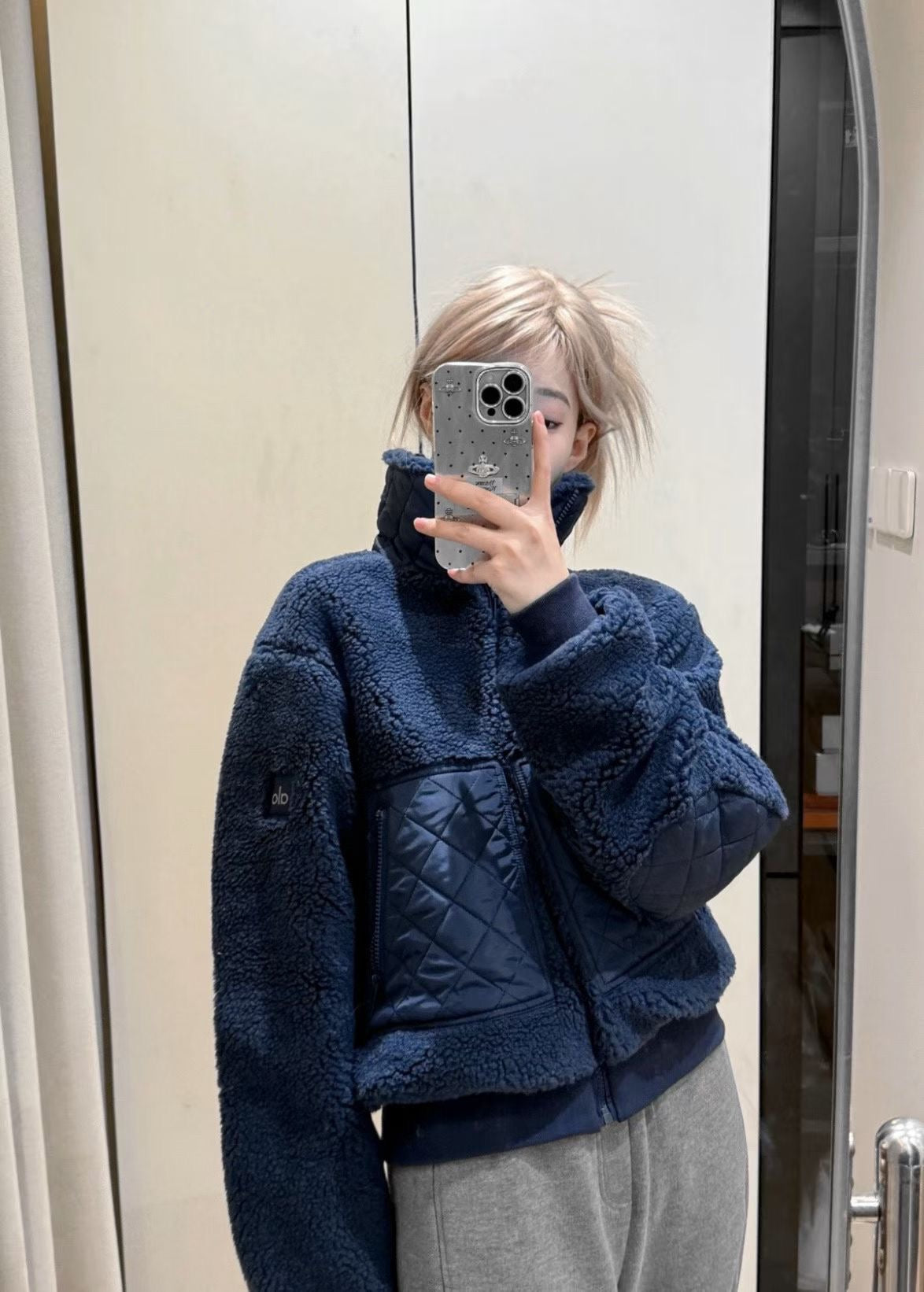 Alo羊羔搖粒絨外套