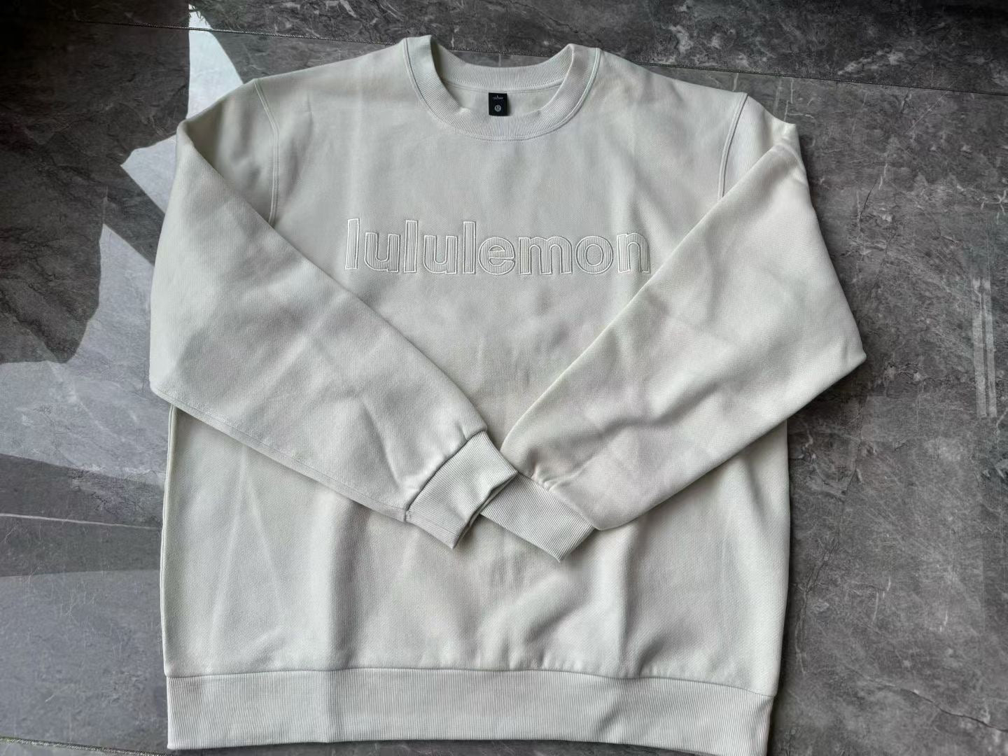 Lululemon 抓絨衛衣