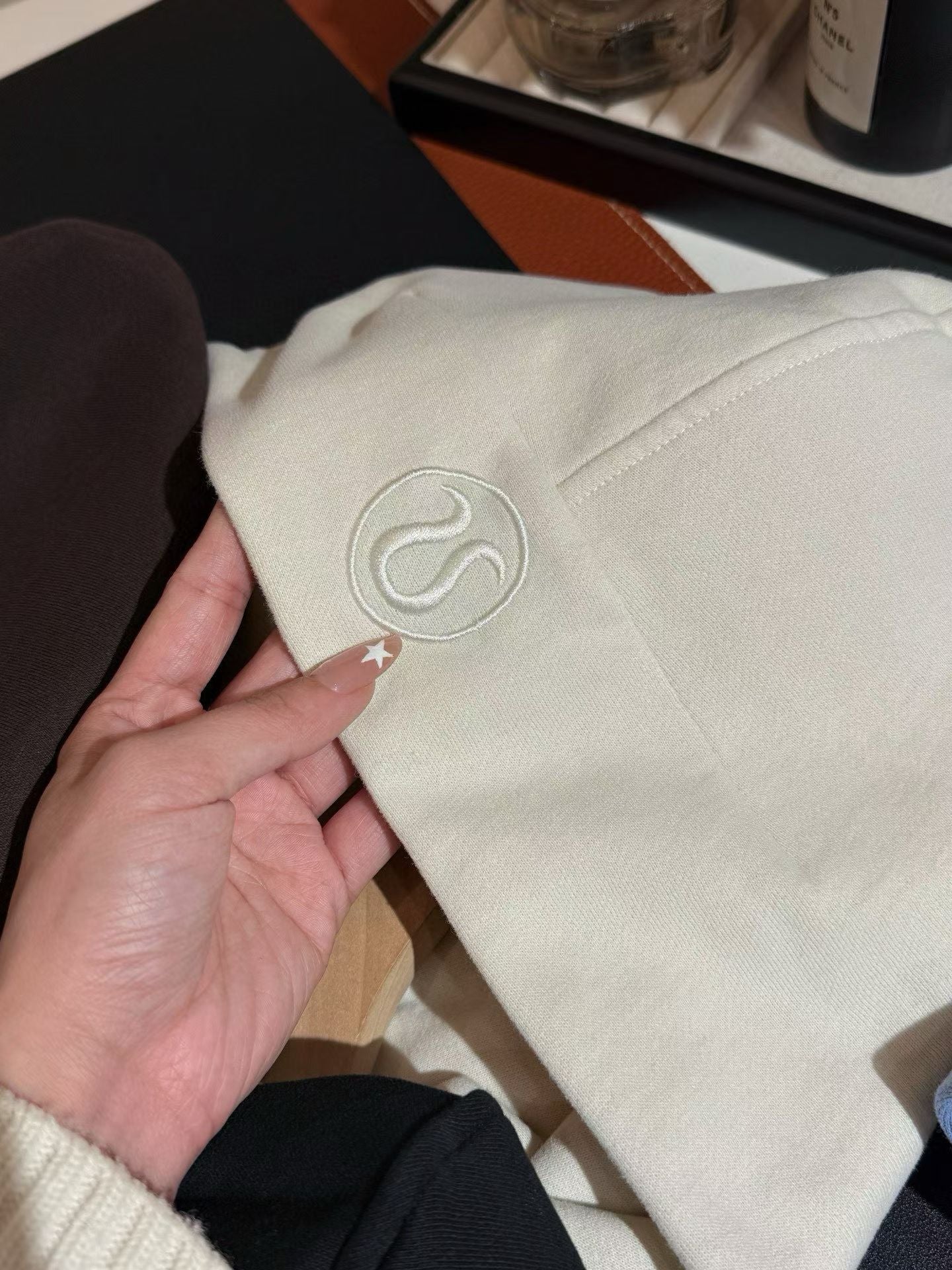 Lululemon 抓絨hoodies