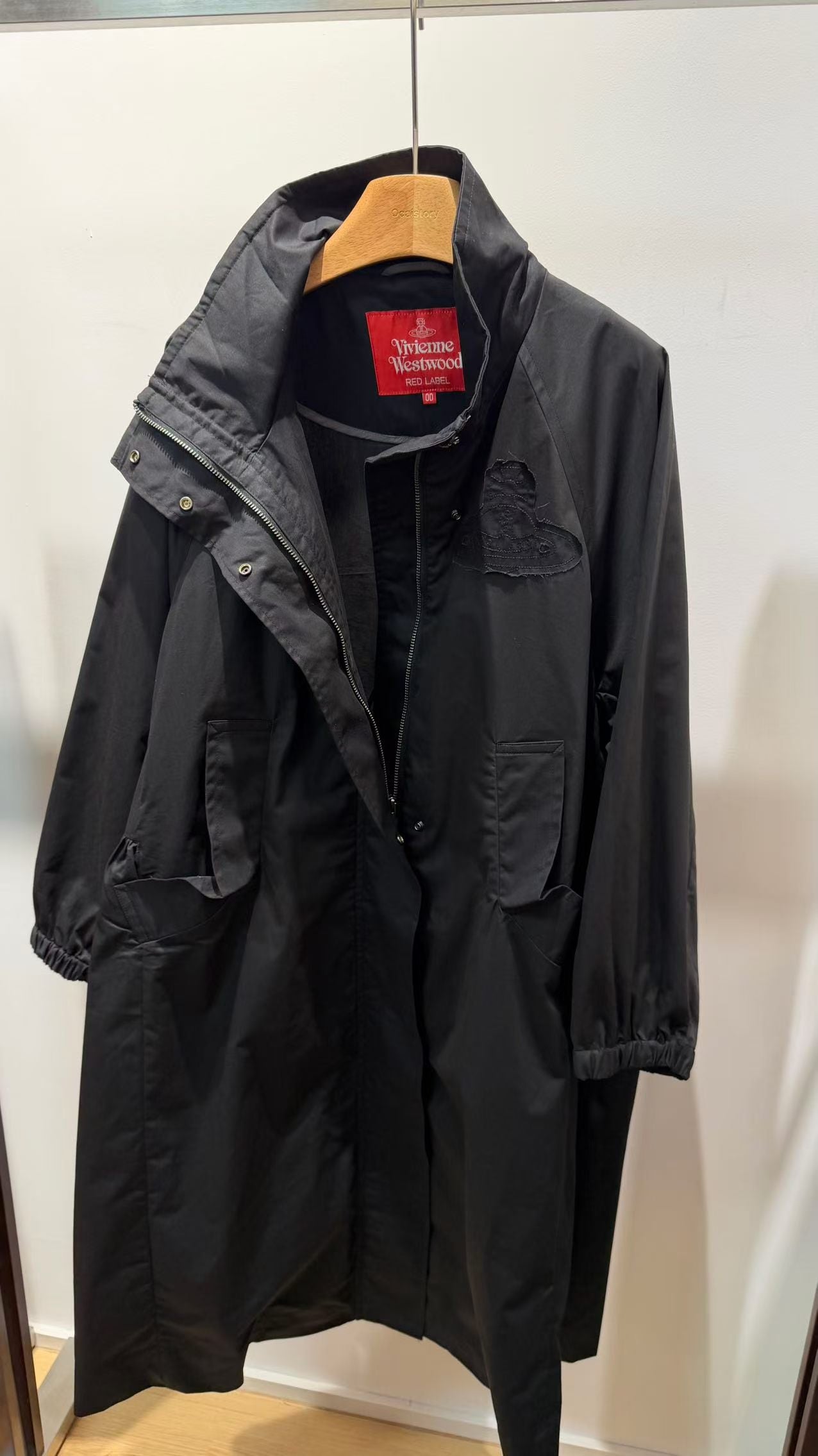Vivienne Westwood 布貼長款風褸