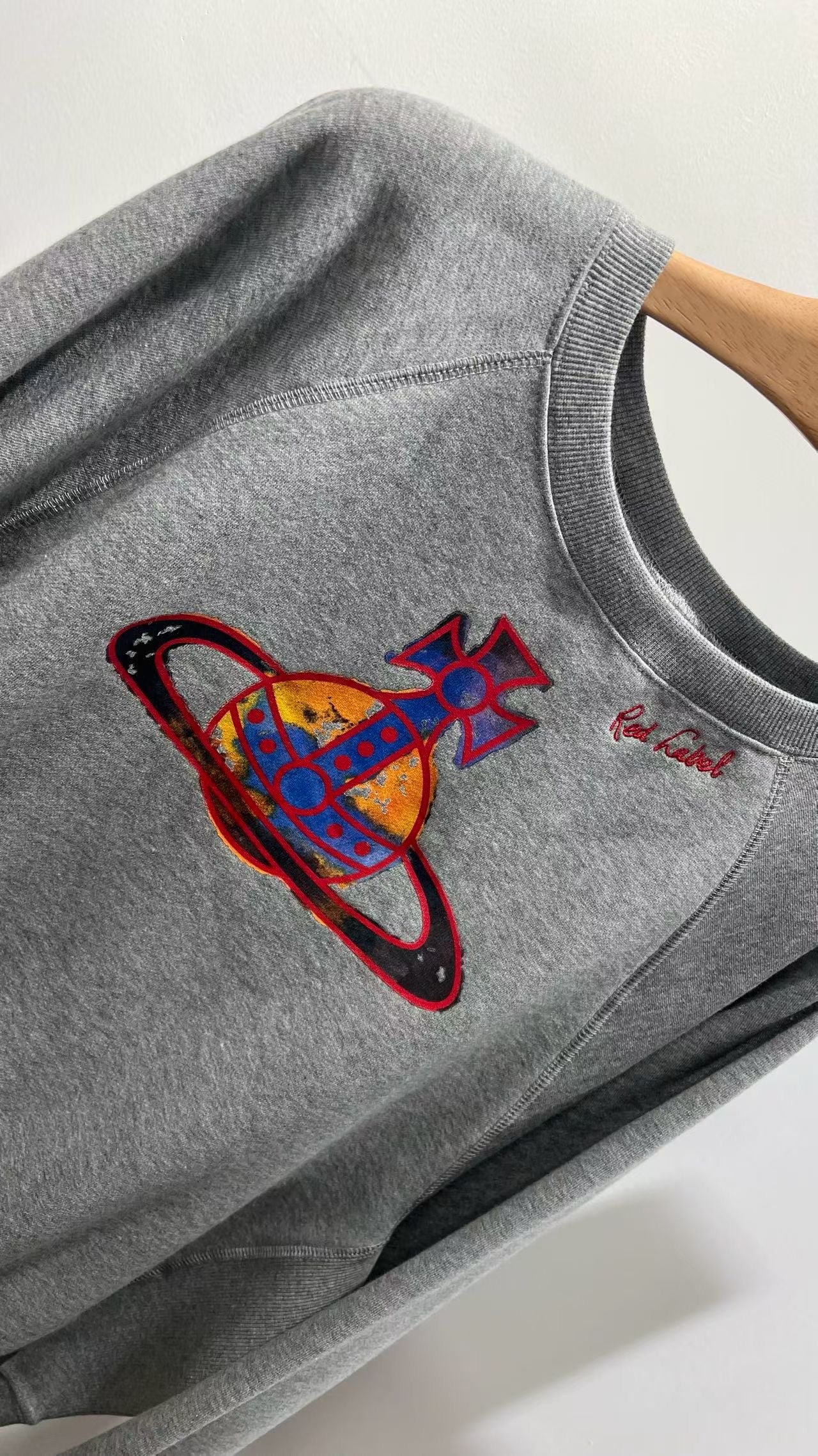 Vivienne Westwood logo衛衣
