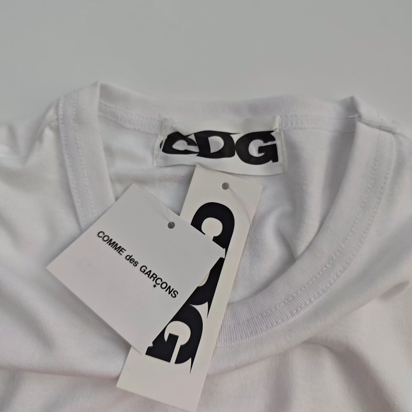 CDG play 粉紅logo tee