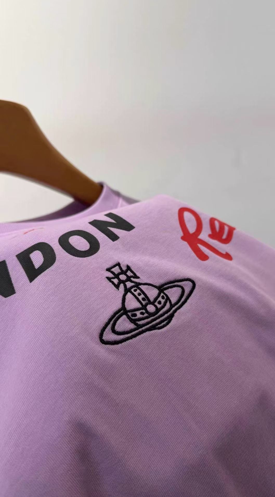 Vivienne Westwood刺繡tee