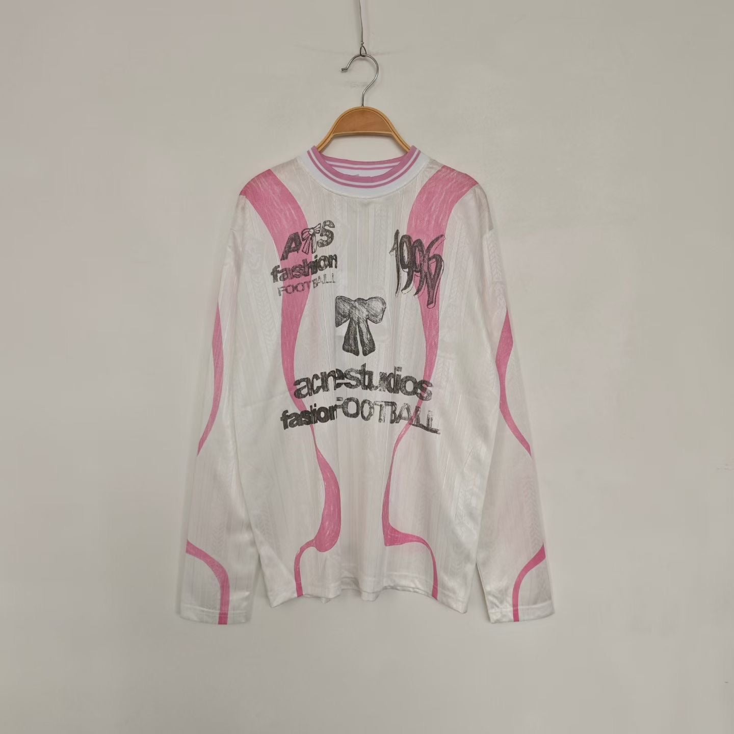 Acne studios 蝴蝶結足球長袖tee