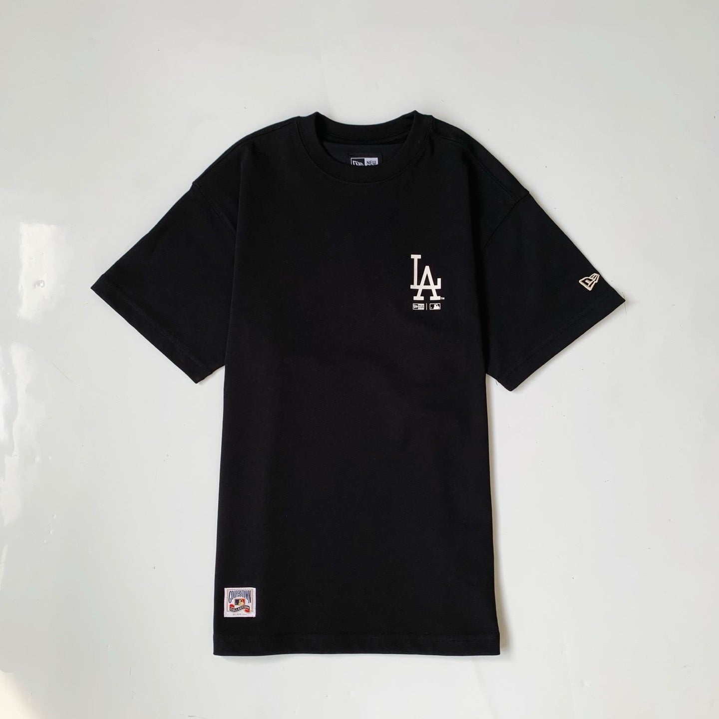 New Era logo tee